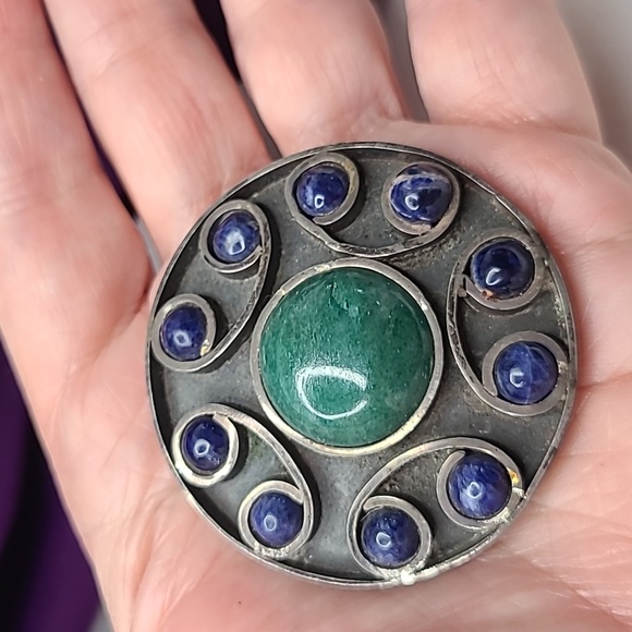 Vintage Mexican Sterling Silver Aventurine and Lapis Brooch - Picture 7 of 10